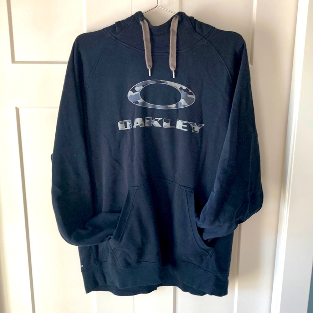 Black Oakley XXL Hoody